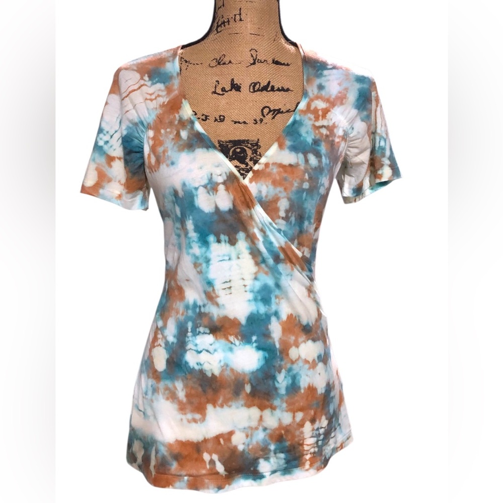 Tie-Dye Wrap V-Neck Short Sleeve Tee - Teal & Brown